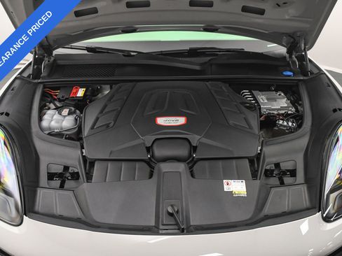 Used 2023 Porsche Cayenne Turbo GT image 30