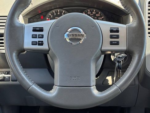 Used 2016 Nissan Frontier SV w/ SV Value Truck Package RWD image 19