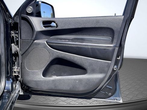 Used 2020 Dodge Durango GT RWD image 24
