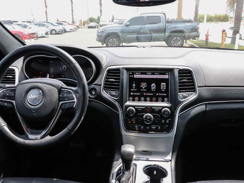 Used 2018 Jeep Grand Cherokee Limited RWD image 20