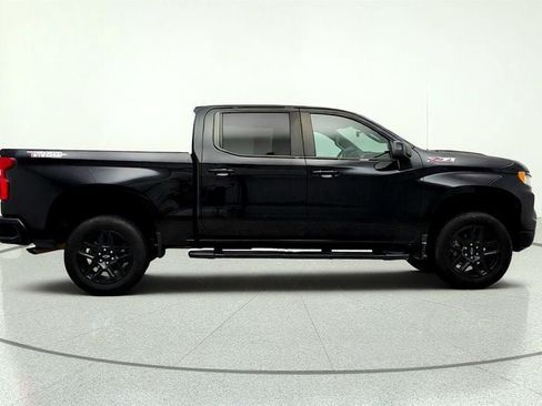Used 2023 Chevrolet Silverado 1500 LT Trail Boss w/ Protection Package AWD/4WD image 4