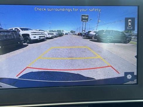 Used 2021 Hyundai Elantra SEL image 31