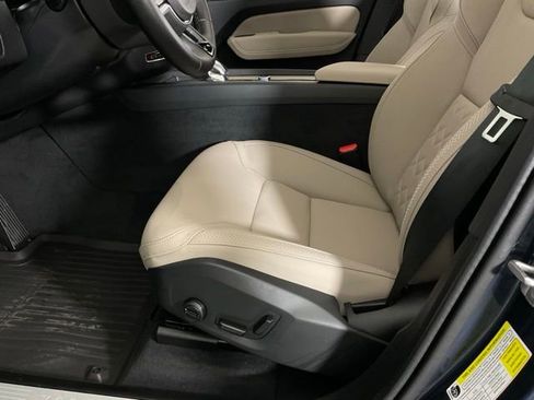 New 2026 Volvo XC60 B5 Plus w/ Protection Package Premier AWD/4WD image 29