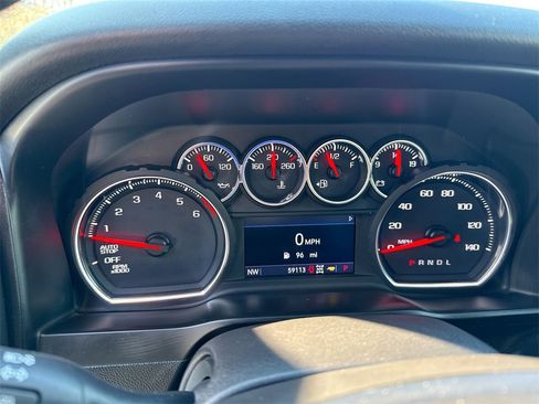 Used 2019 Chevrolet Silverado 1500 RST image 10