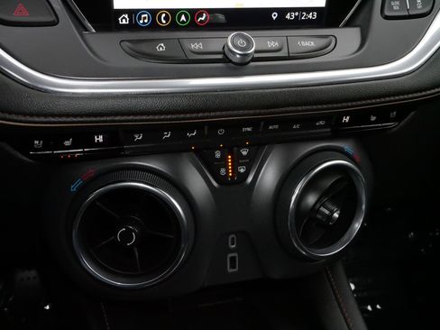 Used 2019 Chevrolet Blazer Premier w/ Driver Confidence II Package image 24