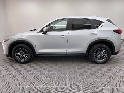 Used 2020 MAZDA CX-5 Touring FWD image 11