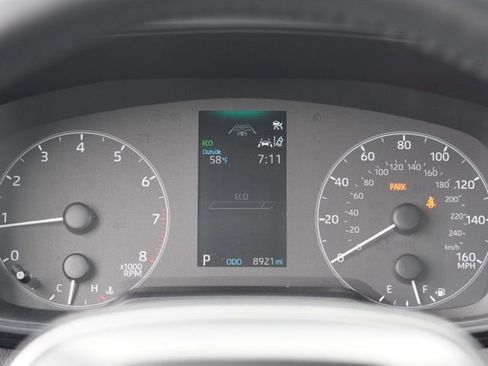 Certified 2025 Toyota Corolla SE w/ Convenience Package image 20