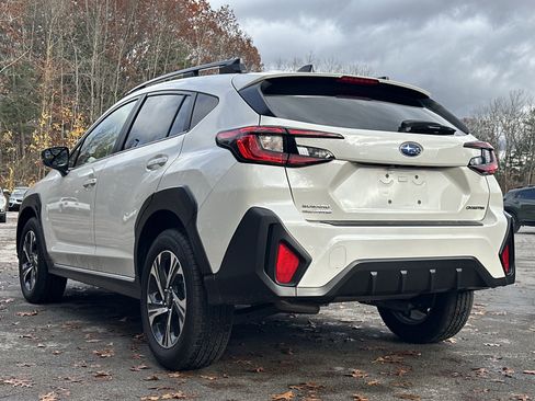 Used 2024 Subaru Crosstrek 2.0i Premium image 11