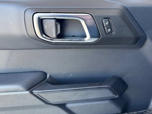 New 2025 Ford Bronco 4-Door AWD/4WD image 19