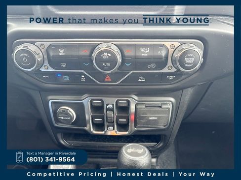 Used 2023 Jeep Wrangler Unlimited image 21