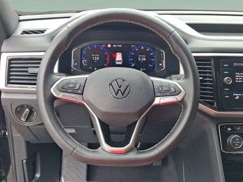 Used 2021 Volkswagen Atlas Cross Sport SEL FWD image 9