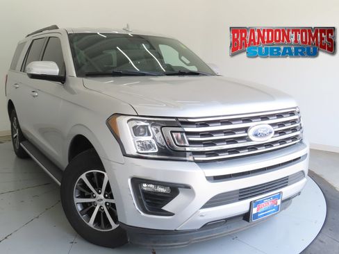 Used 2018 Ford Expedition XLT w/ Equipment Group 202A RWD image 1