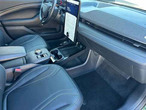 Used 2024 Ford Mustang Mach-E Premium image 17
