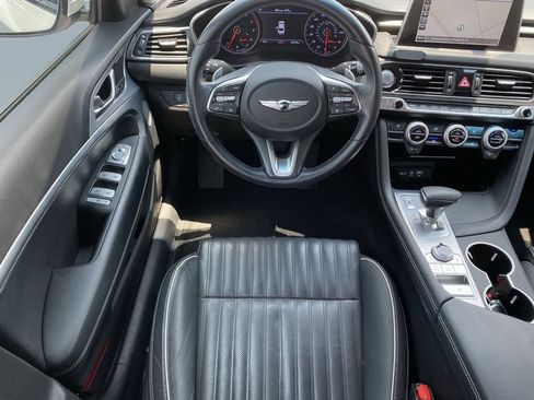Used 2019 Genesis G70 2.0T Advanced w/ Elite Package RWD image 11
