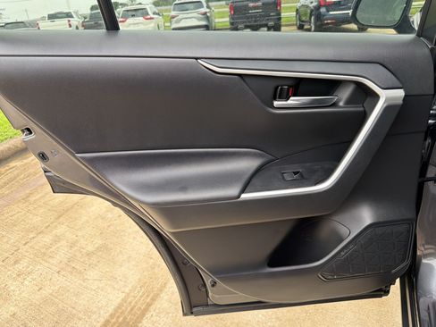 Used 2021 Toyota RAV4 XLE Premium FWD image 26