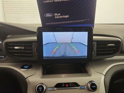 Certified 2024 Ford Explorer XLT AWD/4WD image 27