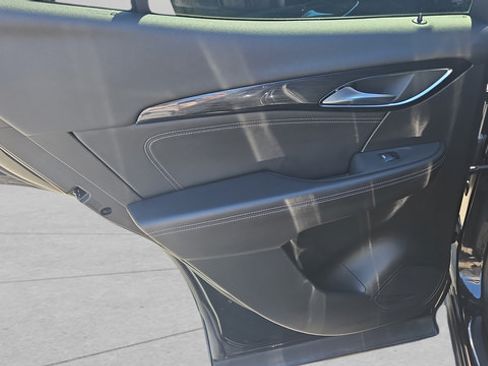 Used 2021 Buick Envision Preferred FWD image 17