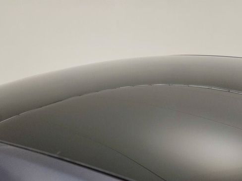 Used 2021 Tesla Model Y Long Range image 10