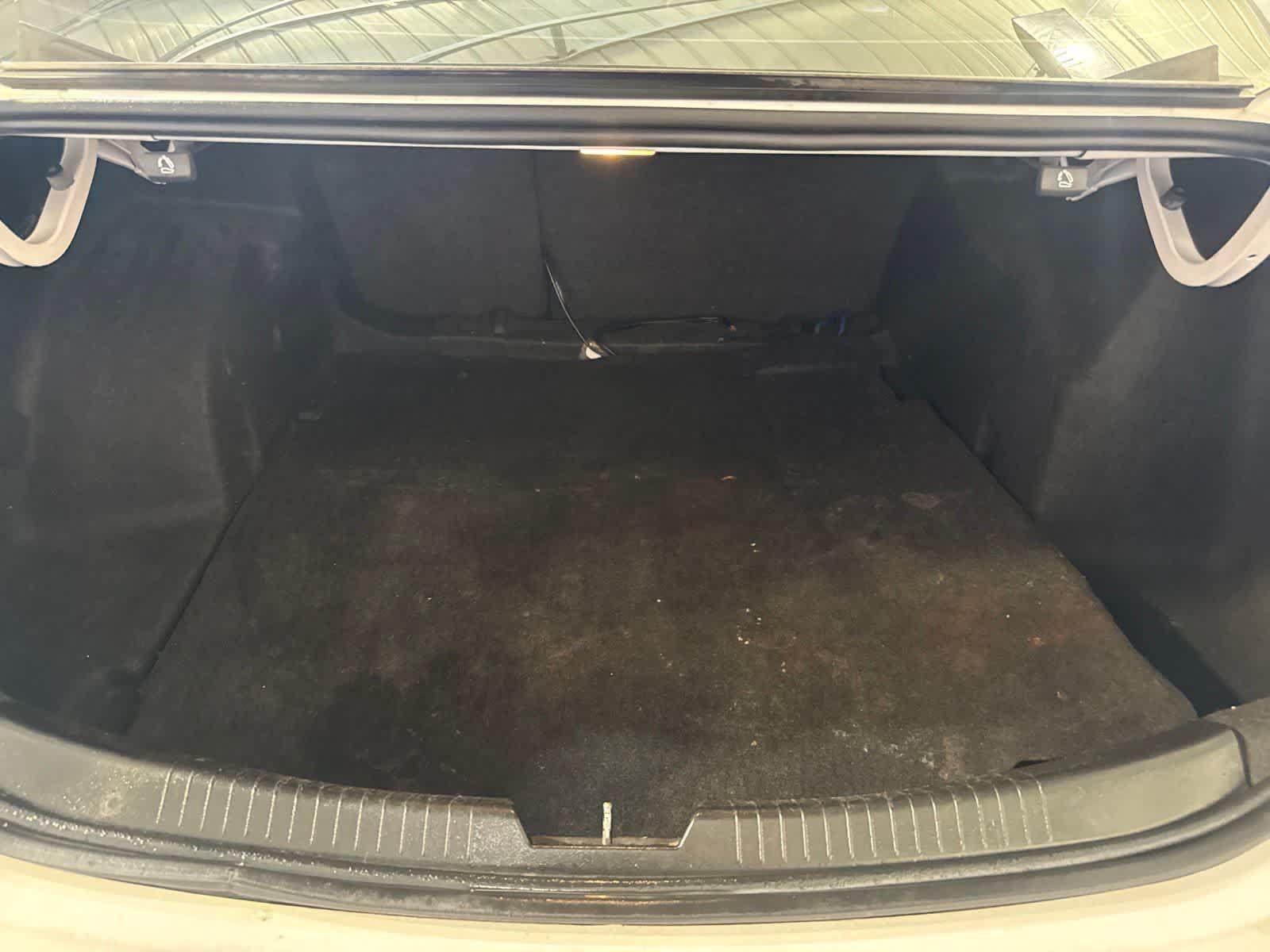 Used 2019 Chevrolet Malibu LT FWD image 17