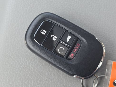 Used 2024 Honda Pilot Touring image 33
