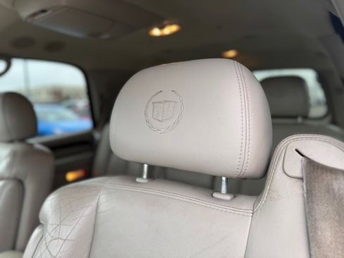 Used 2003 Cadillac Escalade AWD image 15