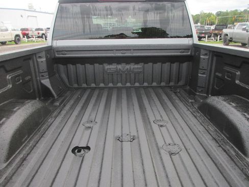 New 2026 GMC Sierra 3500 SLE w/ SLE Value Package AWD/4WD image 6