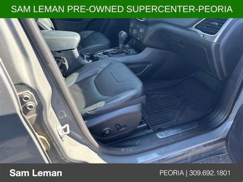 Used 2020 Jeep Cherokee Limited AWD/4WD image 9