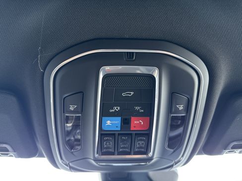 New 2025 Jeep Grand Cherokee Limited w/ MOPAR Finishing Package image 21