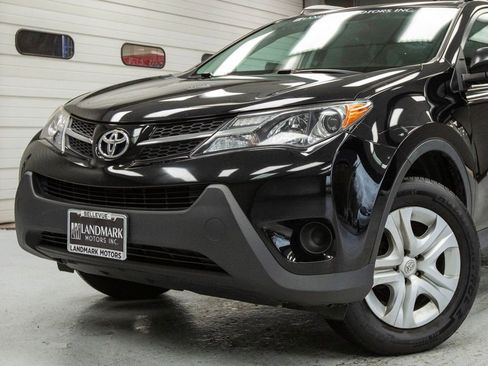 Used 2015 Toyota RAV4 LE image 13