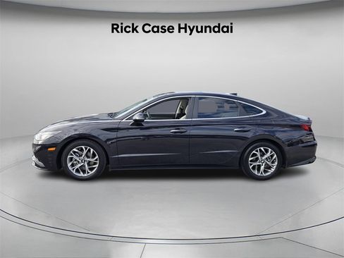 Certified 2023 Hyundai Sonata SEL w/ Convenience Package image 3