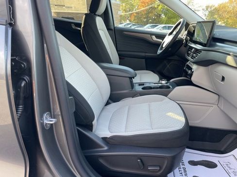 New 2025 Ford Escape Active w/ Active Premium Tech Pack image 58