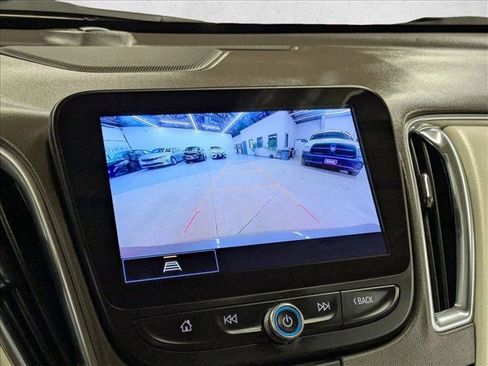 Used 2024 Chevrolet Malibu LT image 15