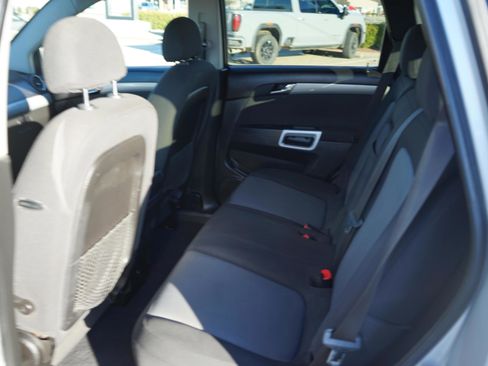 Used 2012 Chevrolet Captiva Sport LS image 19