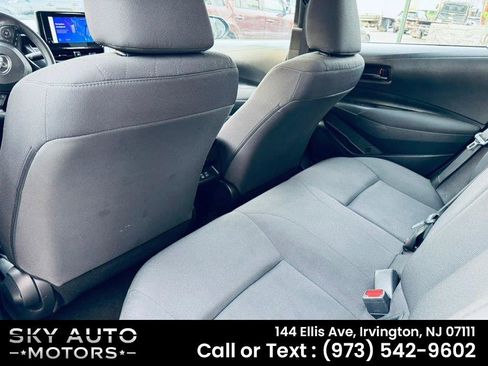 Used 2023 Toyota Corolla LE image 9