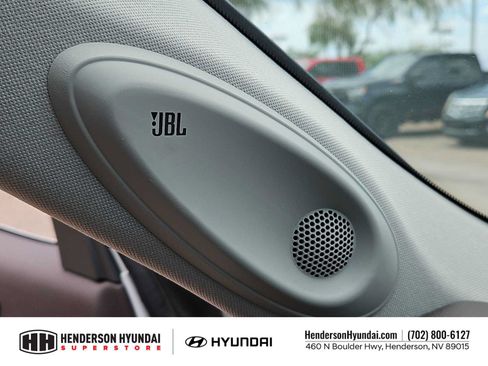 Used 2021 Toyota Highlander Limited FWD image 31