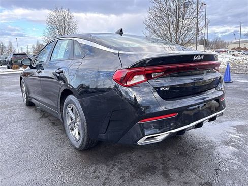 Used 2022 Kia K5 LXS image 9