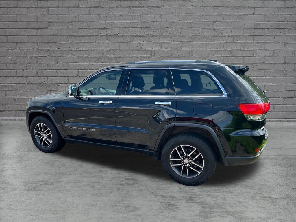 Used 2018 Jeep Grand Cherokee Limited AWD/4WD image 4
