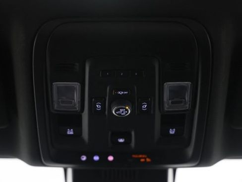 Used 2023 Chevrolet Tahoe LT w/ Luxury Package AWD/4WD image 38