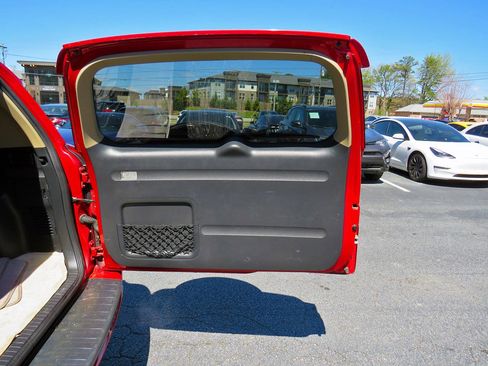 Used 2011 Toyota RAV4 4WD 4dr 4-cyl 4-Spd AT (Natl) w/ Upgrade Value Pkg image 33