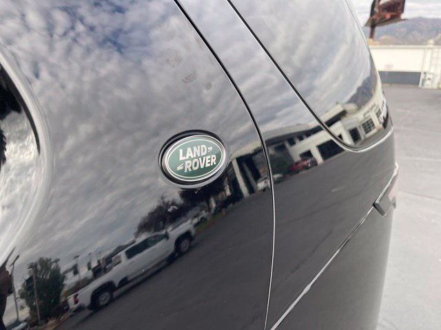 Used 2018 Land Rover Discovery HSE Luxury AWD/4WD image 14