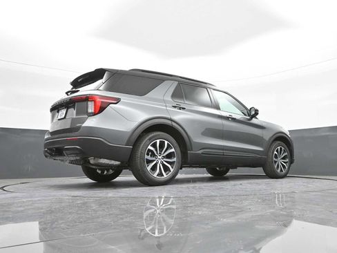 New 2026 Ford Explorer ST-Line image 58