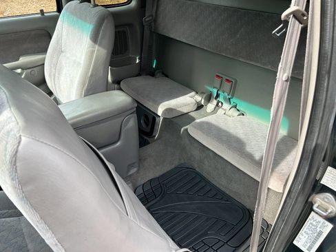 Used 2001 Toyota Tacoma 4x4 Xtracab V6 image 31