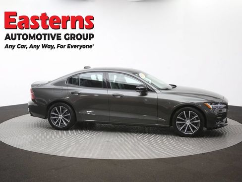 Used 2022 Volvo S60 B5 Inscription AWD/4WD image 47