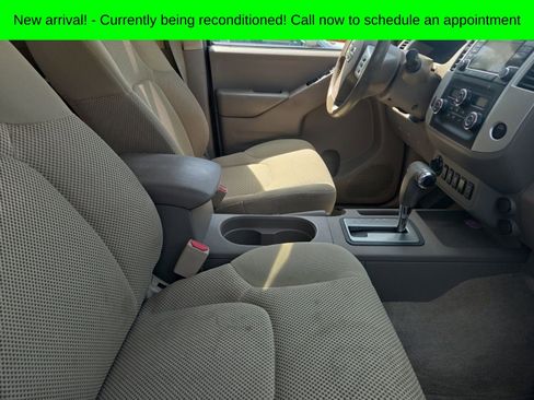 Used 2016 Nissan Frontier SV w/ SV Value Truck Package image 8