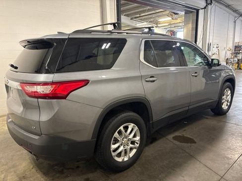Used 2020 Chevrolet Traverse LT FWD image 4