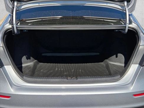 Used 2023 Honda Accord Sport image 6