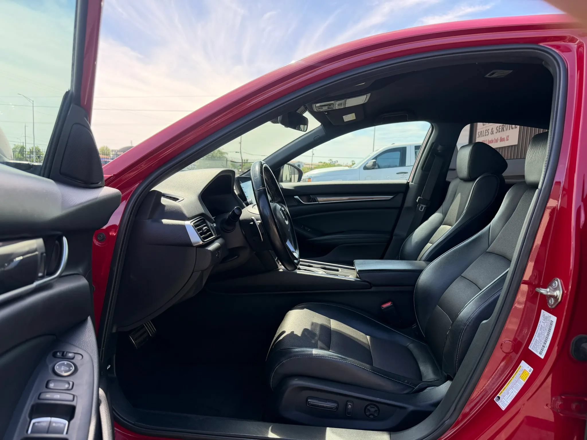 Used 2018 Honda Accord Sport image 17