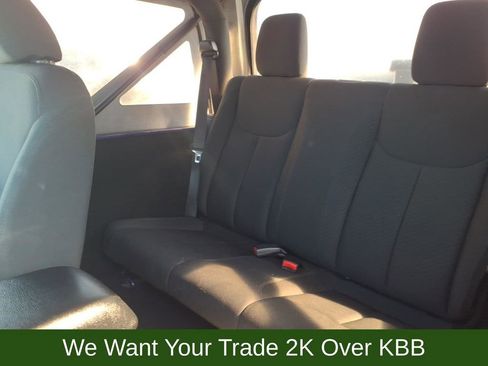 Used 2018 Jeep Wrangler Sport w/ Connectivity Group image 28