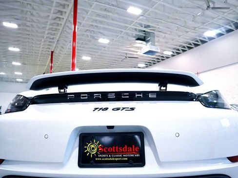 Used 2024 Porsche 718 Cayman GTS w/ Light Design Package RWD image 15