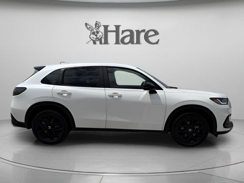 Used 2024 Honda HR-V Sport image 6